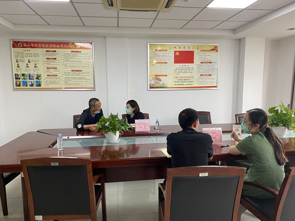 安保公司組織開展“一對一”健康咨詢活動.jpg